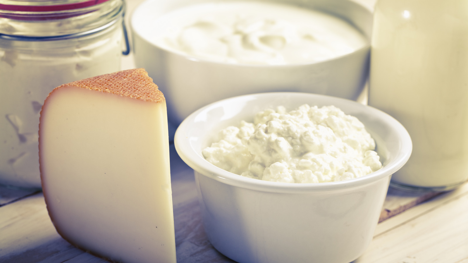 Swap Out Yogurt For Creamed Cottage Cheese With Honey