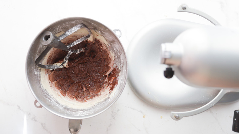 Stand mixer with chocolate ingredients