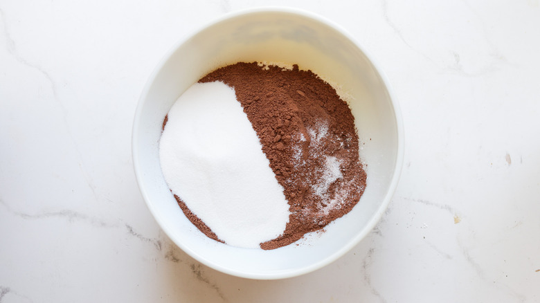 Dry cake ingredients in bowl