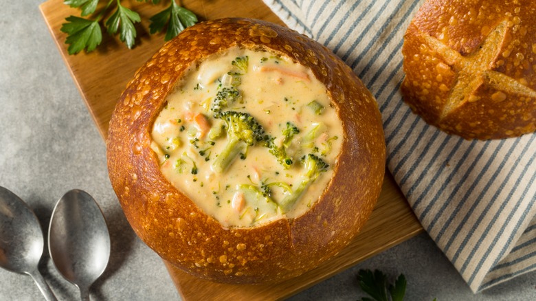 Broccoli cheddar soup in bread bowl