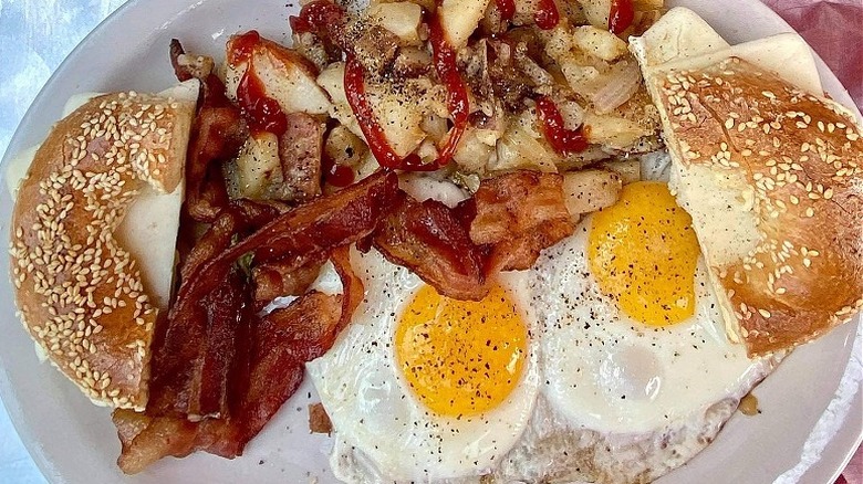 breakfast food with bagel sandwich