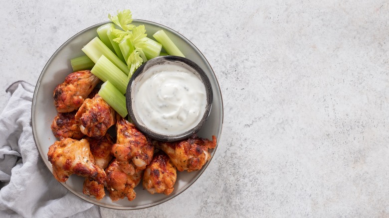 ranch dressing and wings