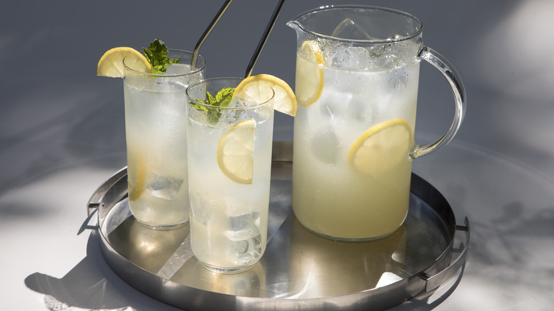 Lemonade glasses and pitcher