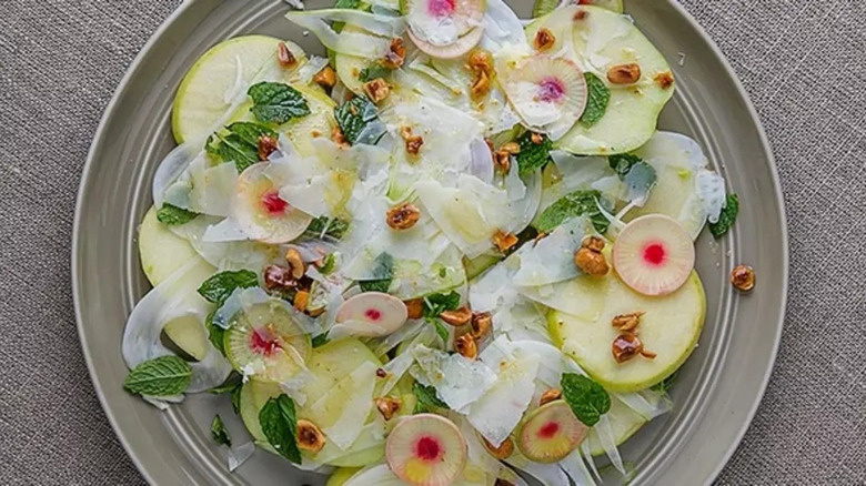 Apple and fennel salad on plate 