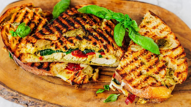 pesto chicken panini