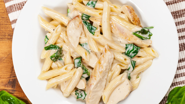 Penne pasta with Alfredo sauce