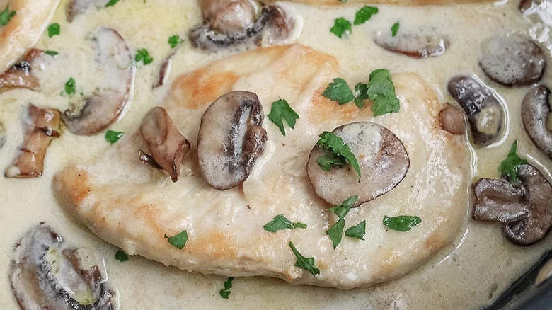 creamy mushroom chicken 