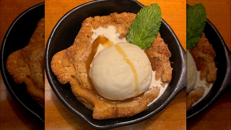 caramel cookie with ice cream