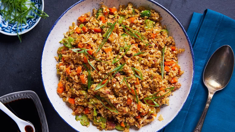 Vegetarian fried rice with cauliflower 