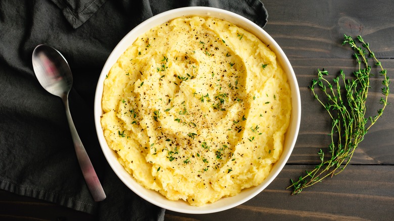 Instant mashed potatoes