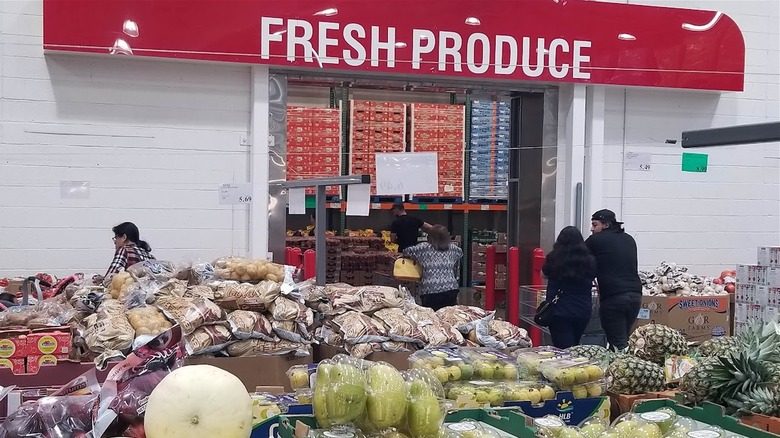 Costco's produce department