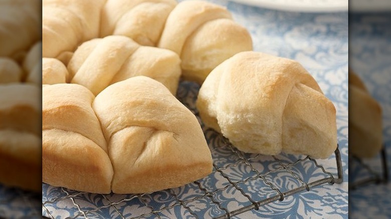 Chesapeake Bay Country Dinner Rolls