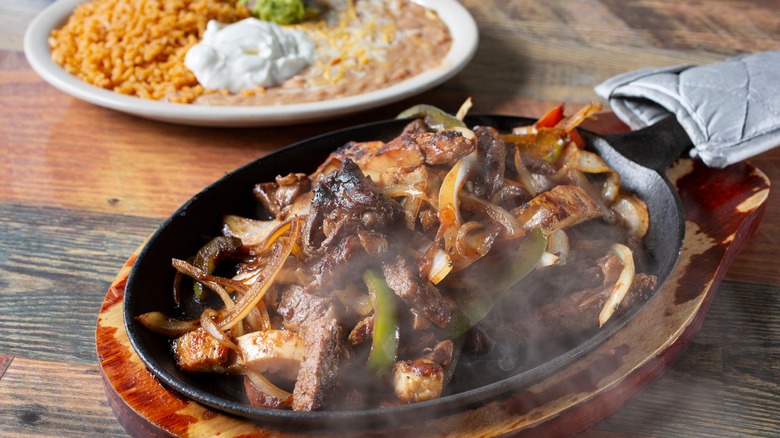 Steak fajitas with rice