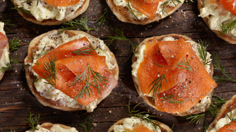 cream cheese smoked salmon canapes