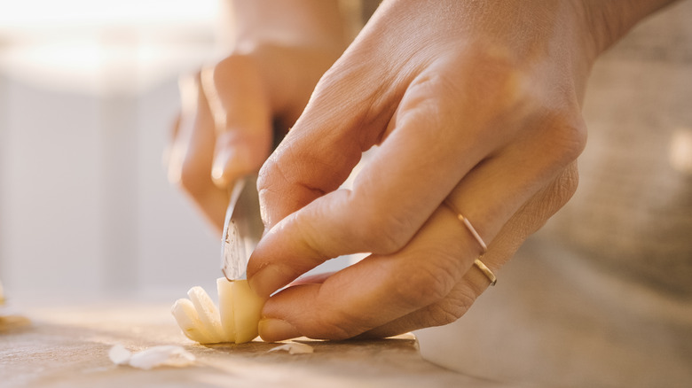 chopping garlic