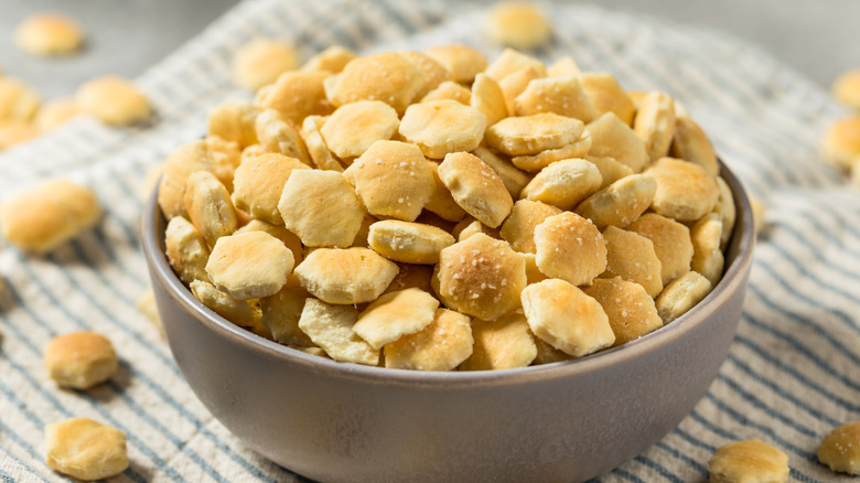 Bowl of oyster crackers