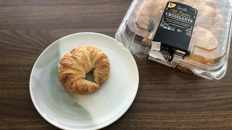 Aldi Specially Selected butter croissant on a plate.