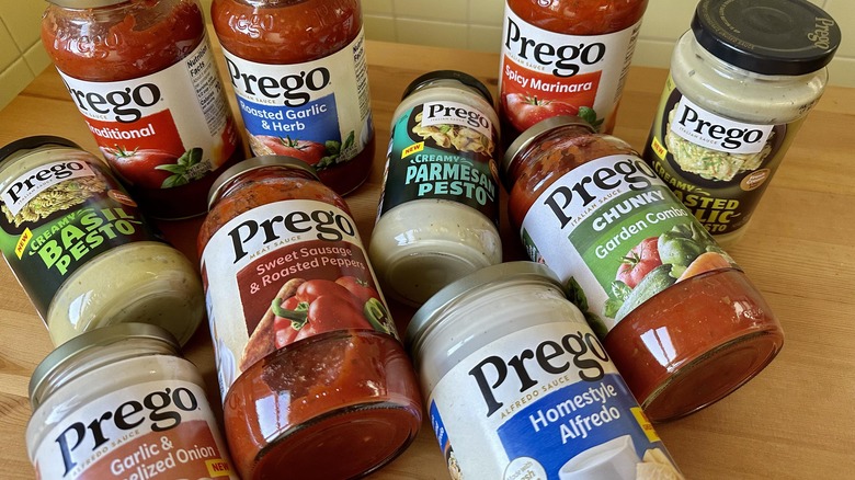 Jars of Prego sauces