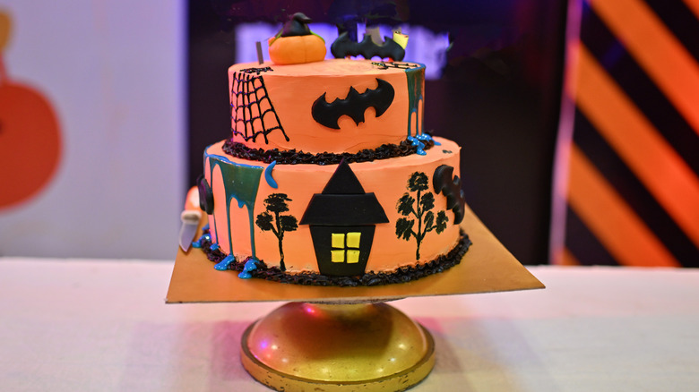 Halloween cake with decorations