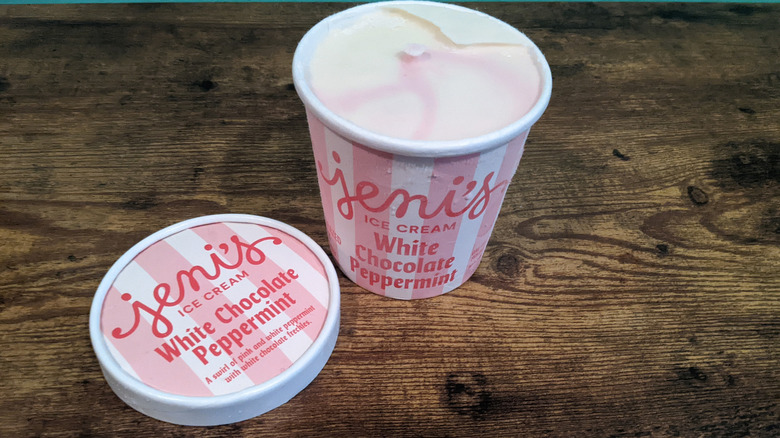 Jeni's White Chocolate Peppermint ice cream pint on a table