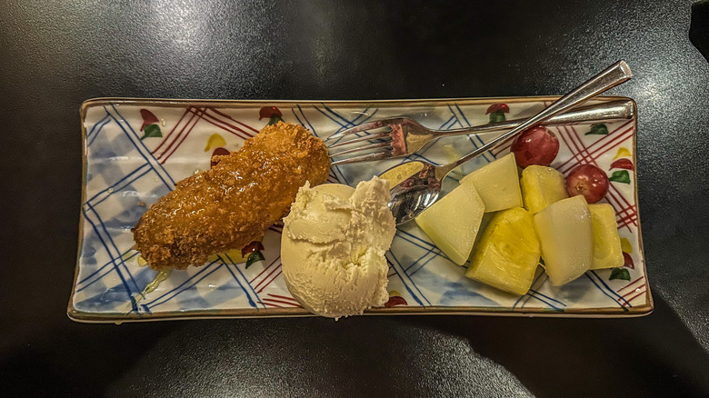 a dessert plate at a japanese steakhouse