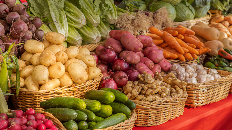 potatoes sold at farmers market