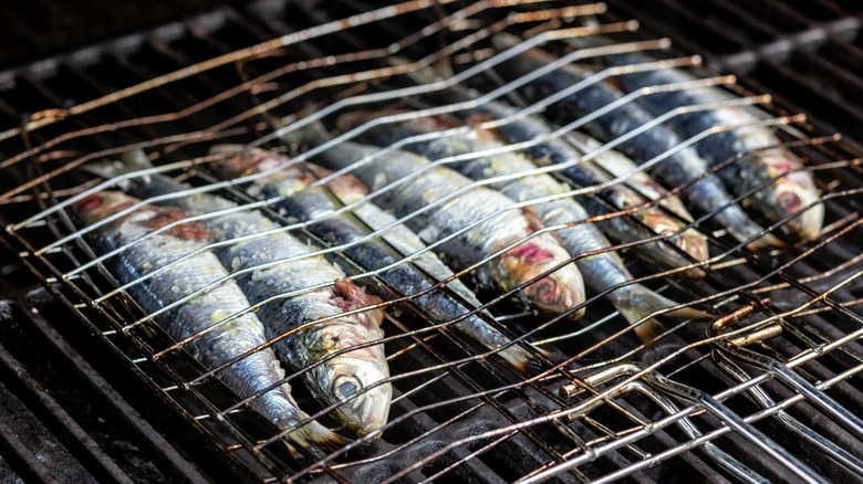 sardines in grilling basket