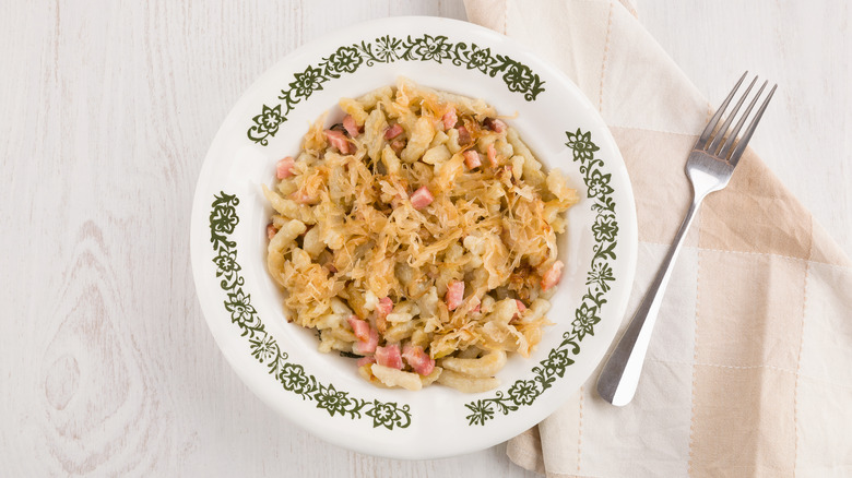 Polish haluski noodles with bacon