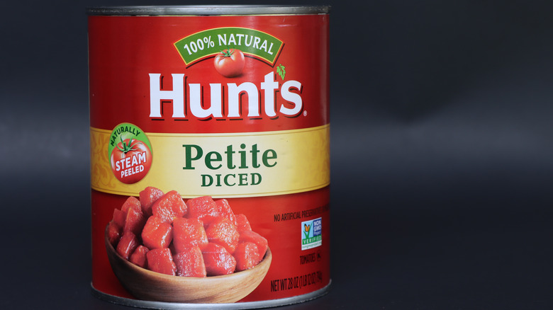 can of petite diced tomatoes 