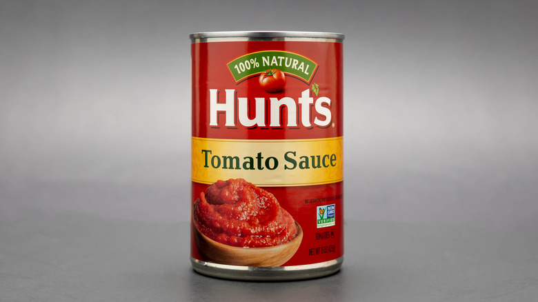 canned tomato sauce 