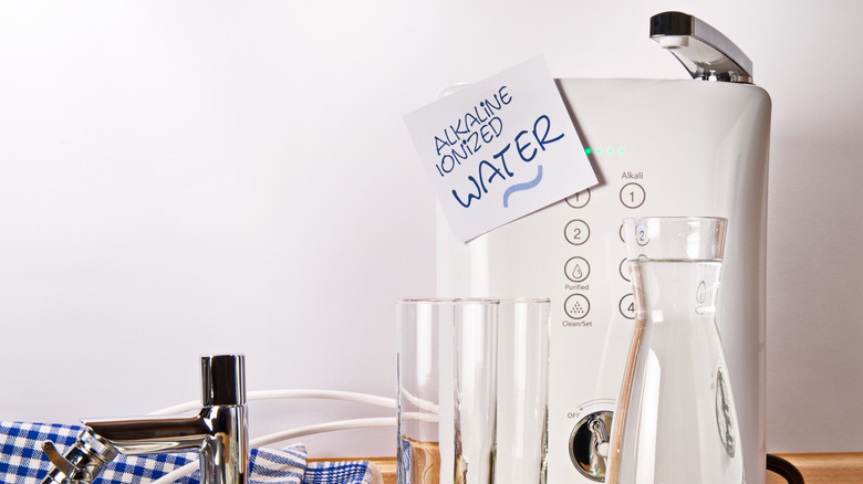 Water ionizer to create alkaline water