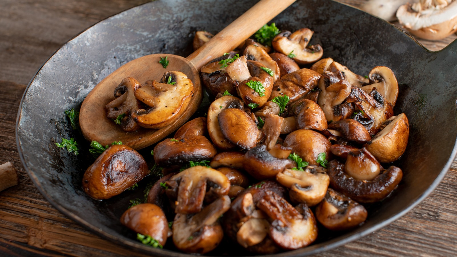 10-ways-to-add-more-flavor-to-mushrooms