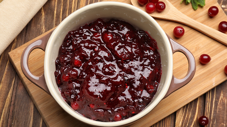 cranberry sauce in pot