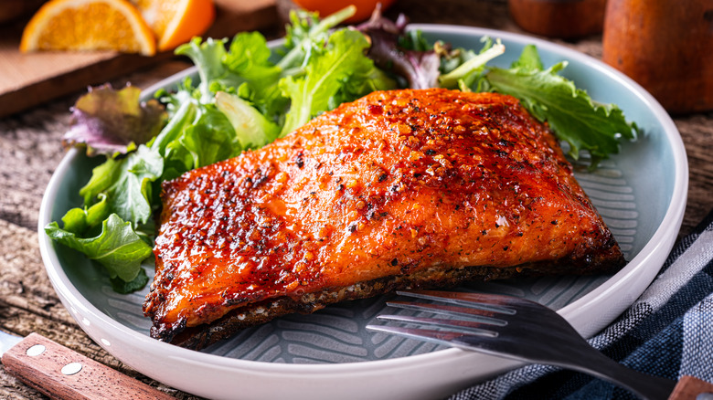 Glazed salmon with salad