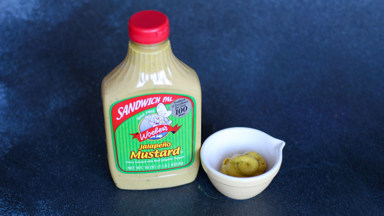 Woeber's mustard bottle, dip