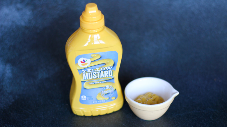 Stop & Shop yellow mustard