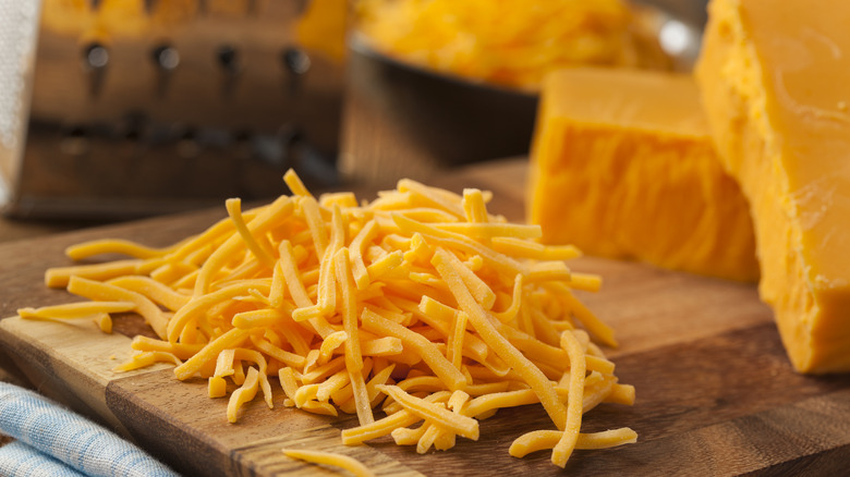 Shredded cheddar cheese