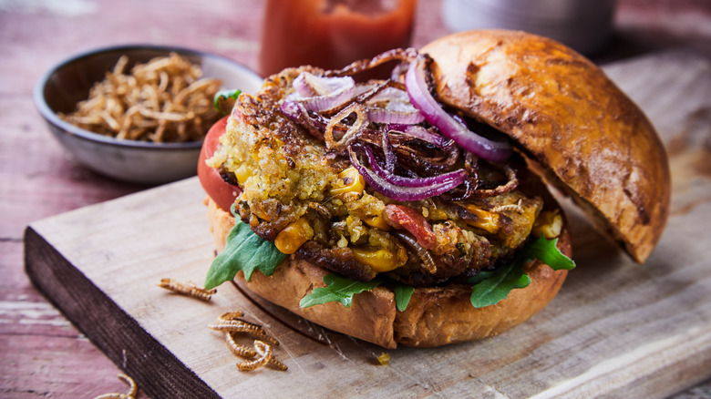 Juicy burger with mealworms 