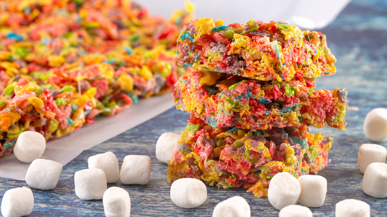 Fruity Pebbles cereal bars