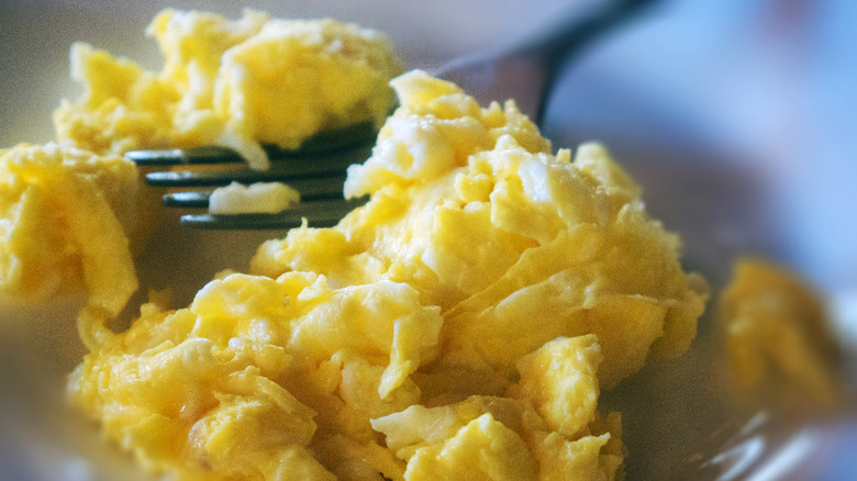 scrambled eggs and fork