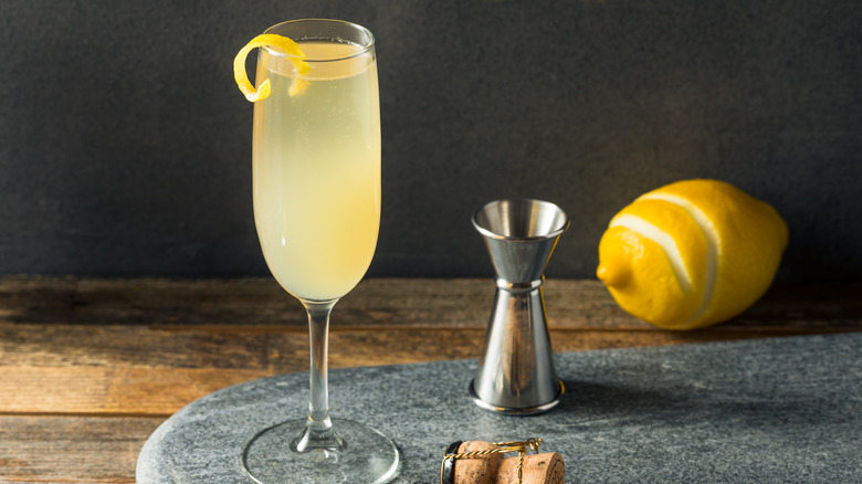 Boozy Refreshing French 75 Cocktail with Lemon and Champagne