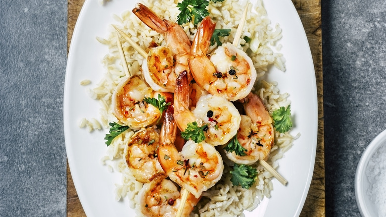 shrimp skewers rice 