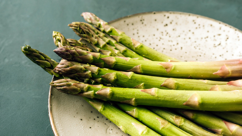 Asparagus spears on a plate