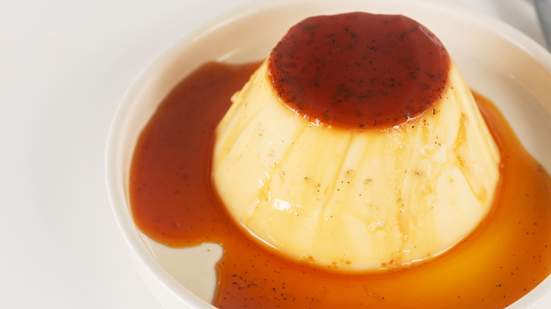 Japanese caramel pudding