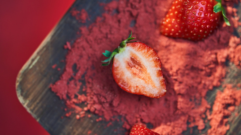 strawberries with strawberry powder