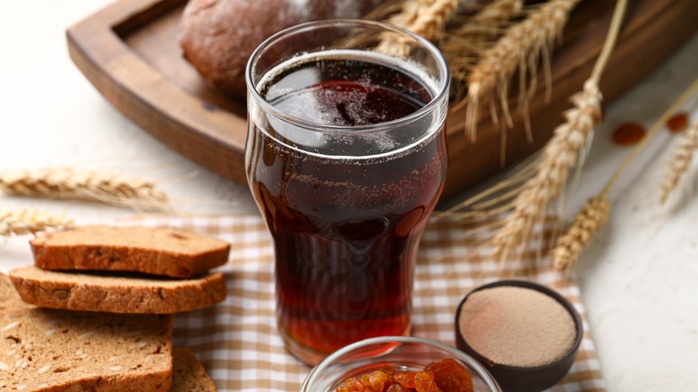 Beer in glass with bread