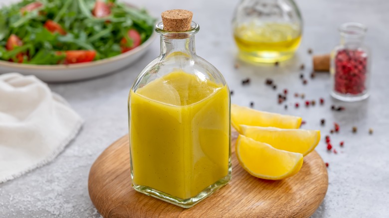 Vinaigrette salad dressing in bottle