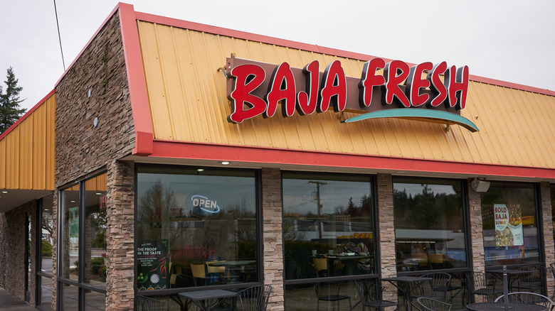 Baja Fresh storefront