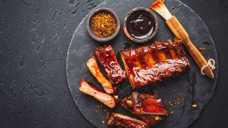 ribs barbecue sauce brush 