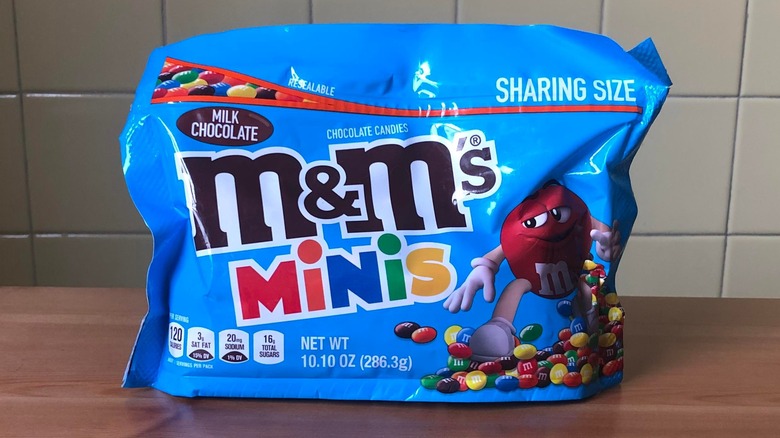 Minis M&M's sharing bag